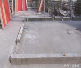 建筑工程卫生间防水返台一次性浇筑模板支设施工方法